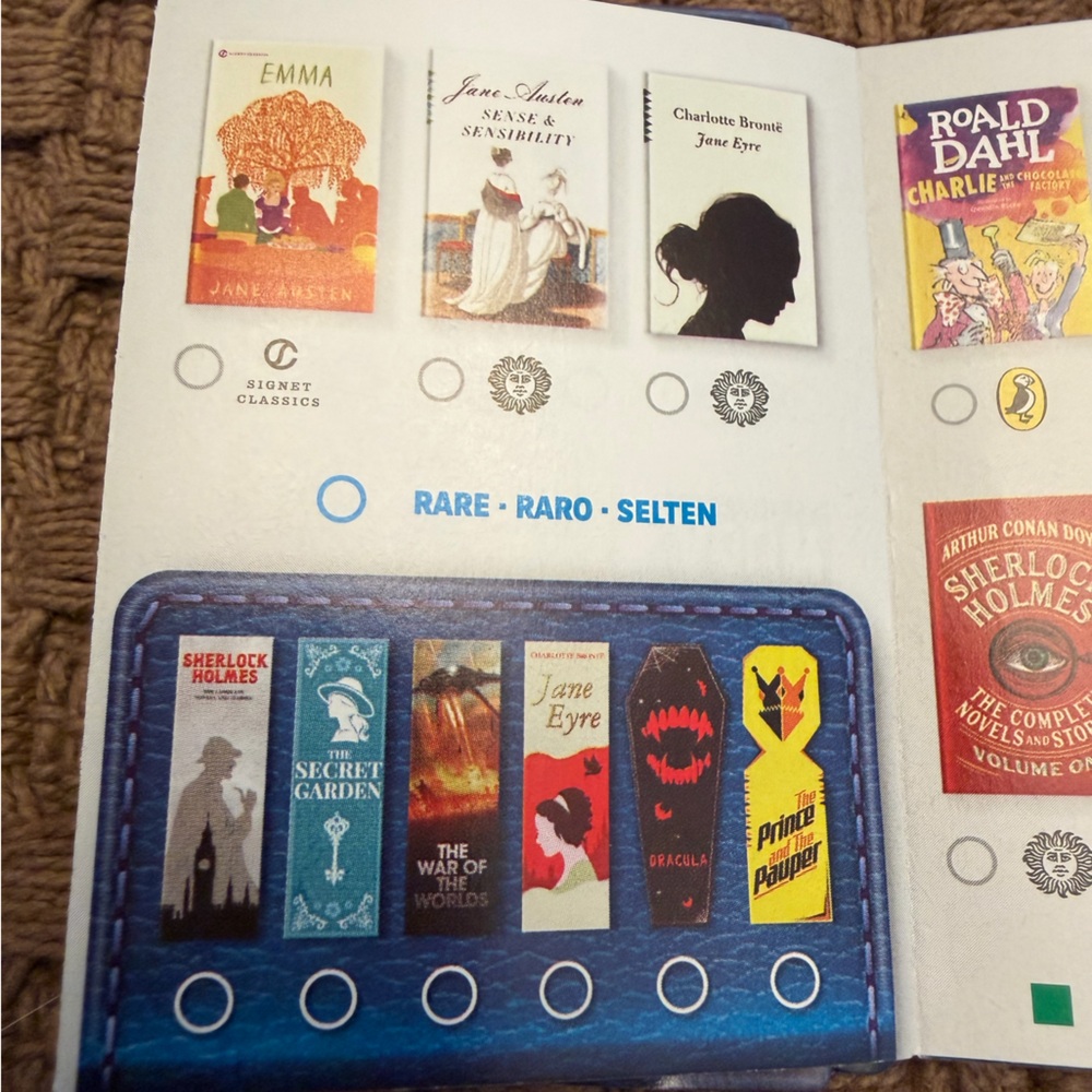 Mini Brand Books 📚 - Picture 2 of 2